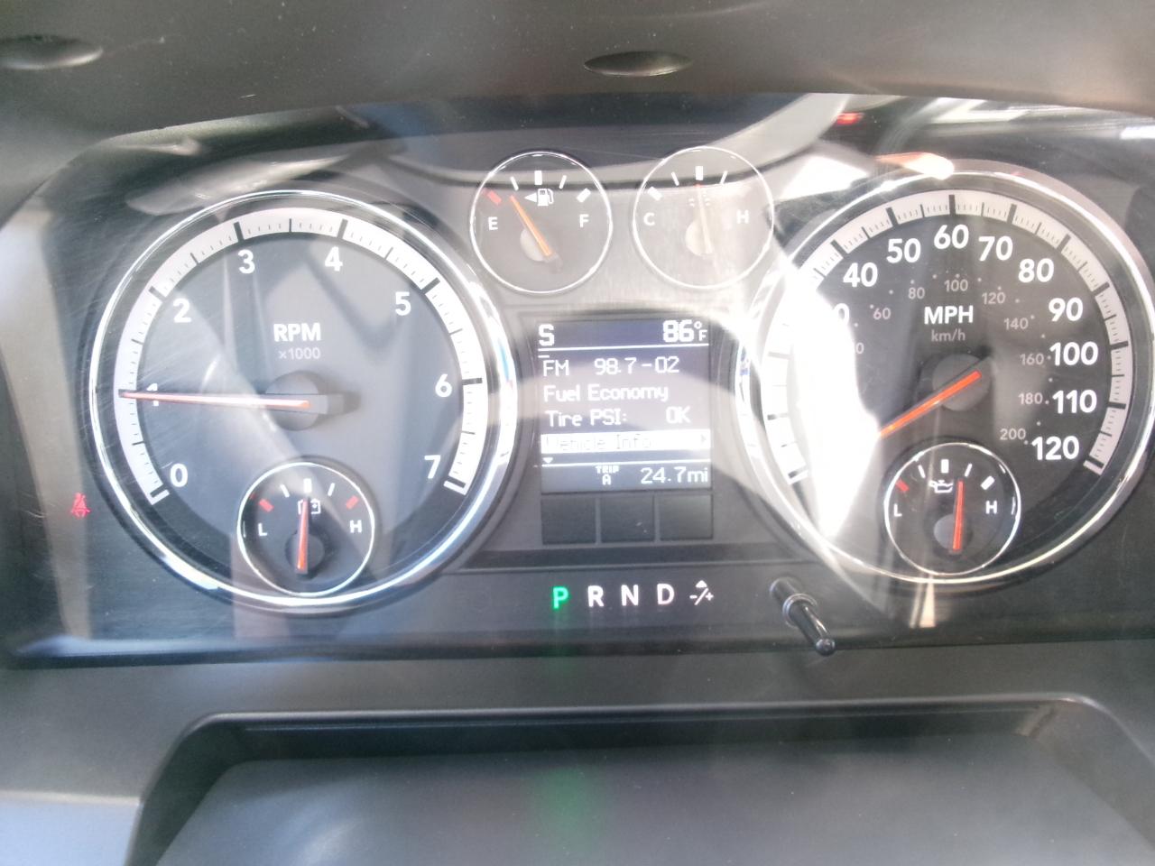 RAM 1500 Sport Crew Cab 4WD 2011
