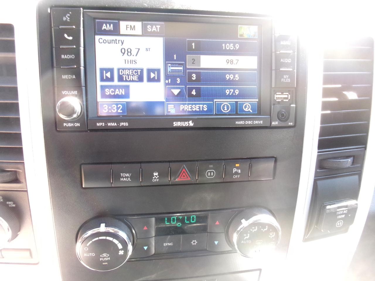 RAM 1500 Sport Crew Cab 4WD 2011
