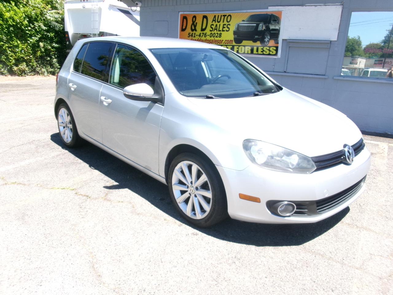 Volkswagen Golf 2.0L TDI w/Tech Package 4 Door 2013