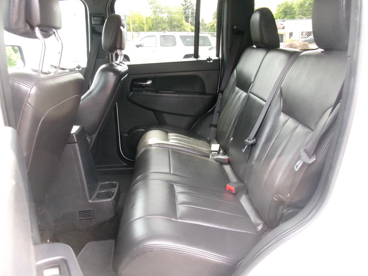 Jeep Liberty Sport 4WD 2012