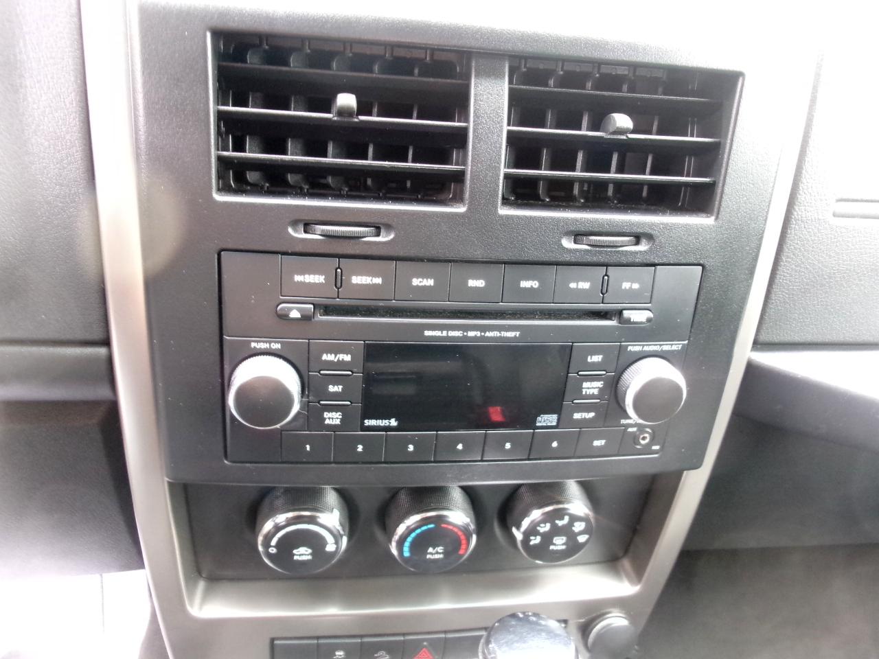 Jeep Liberty Sport 4WD 2012