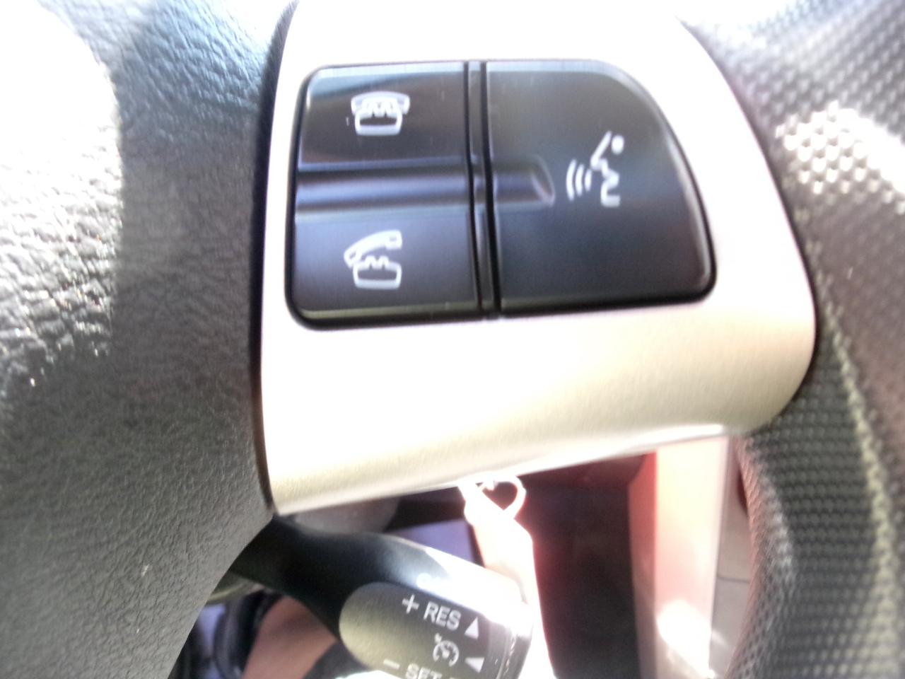 Toyota Corolla S 4-Speed AT 2011