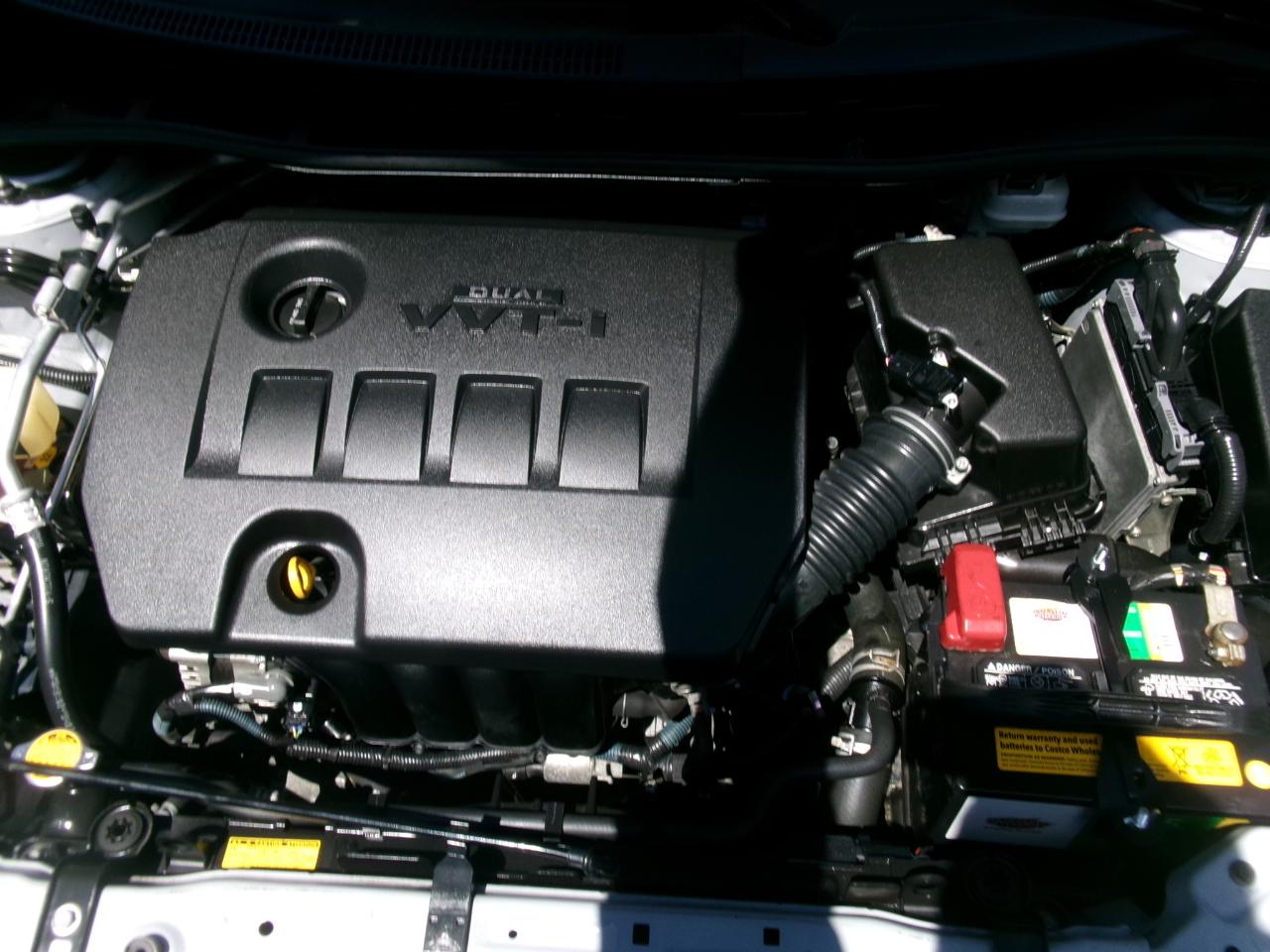 Toyota Corolla S 4-Speed AT 2011