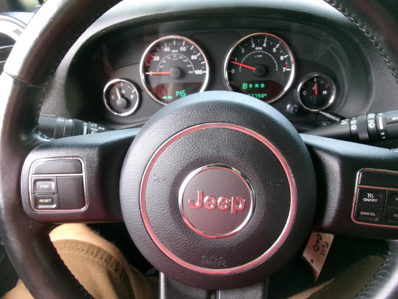 Jeep Wrangler Unlimited Sahara 4WD 2015