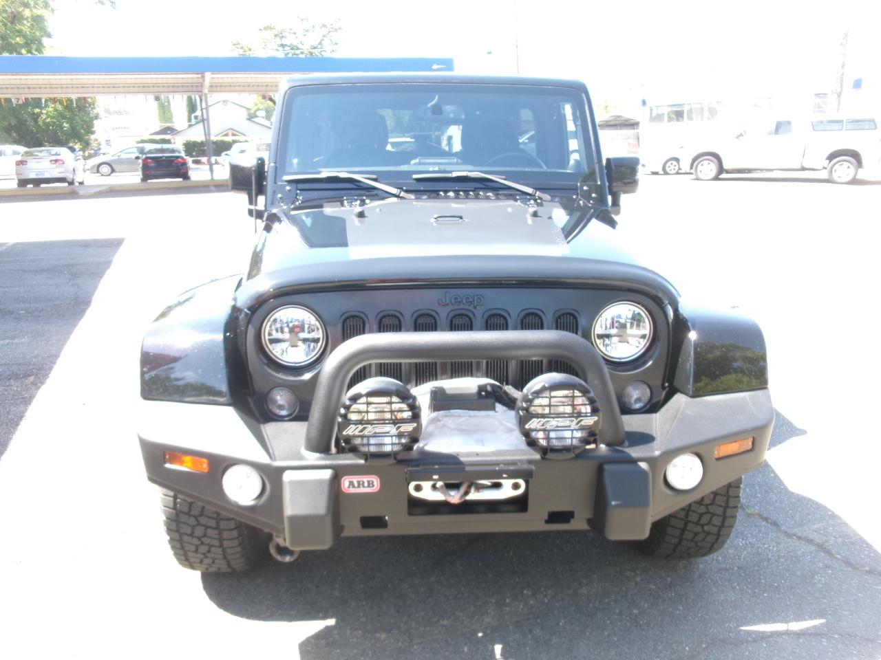 Jeep Wrangler Unlimited Sahara 4WD 2014