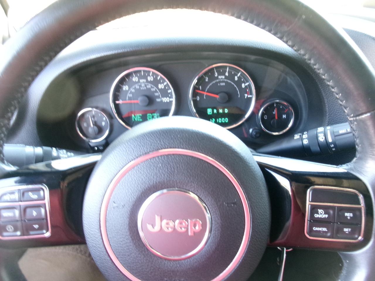 Jeep Wrangler Unlimited Sahara 4WD 2014