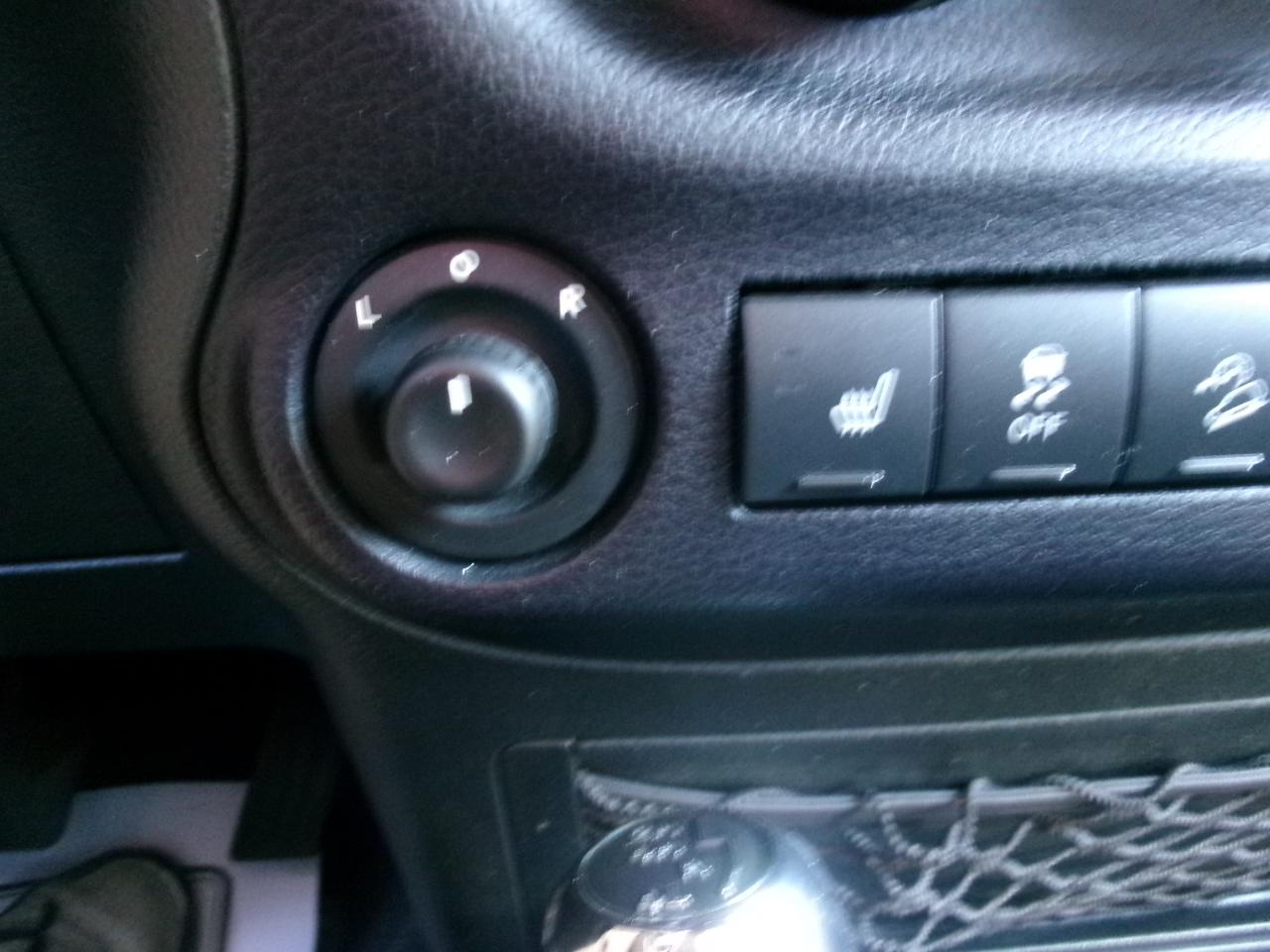 Jeep Wrangler Unlimited Sahara 4WD 2014