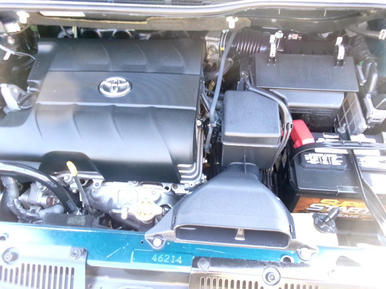 Toyota Sienna  2011