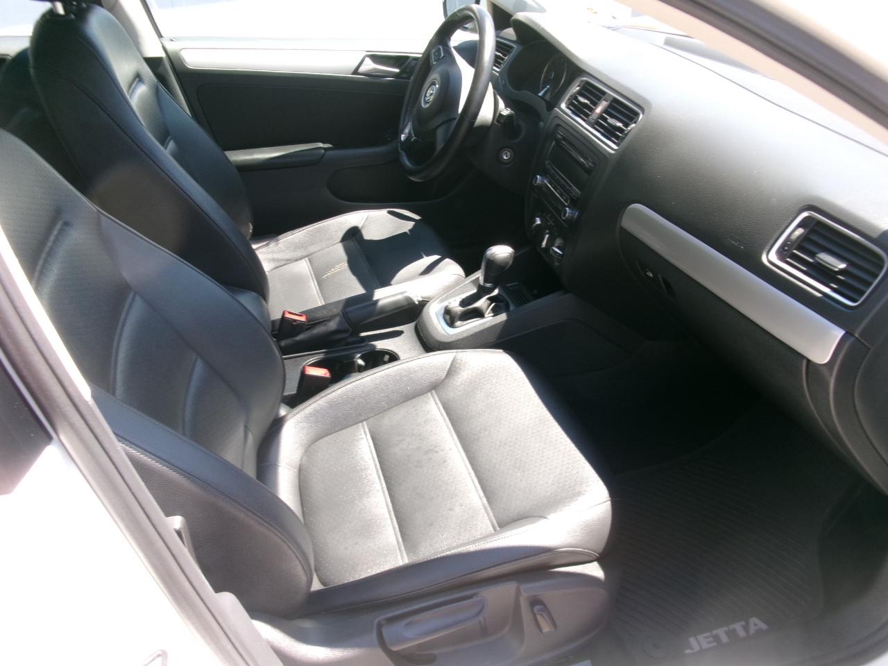 Volkswagen Jetta SE 2014