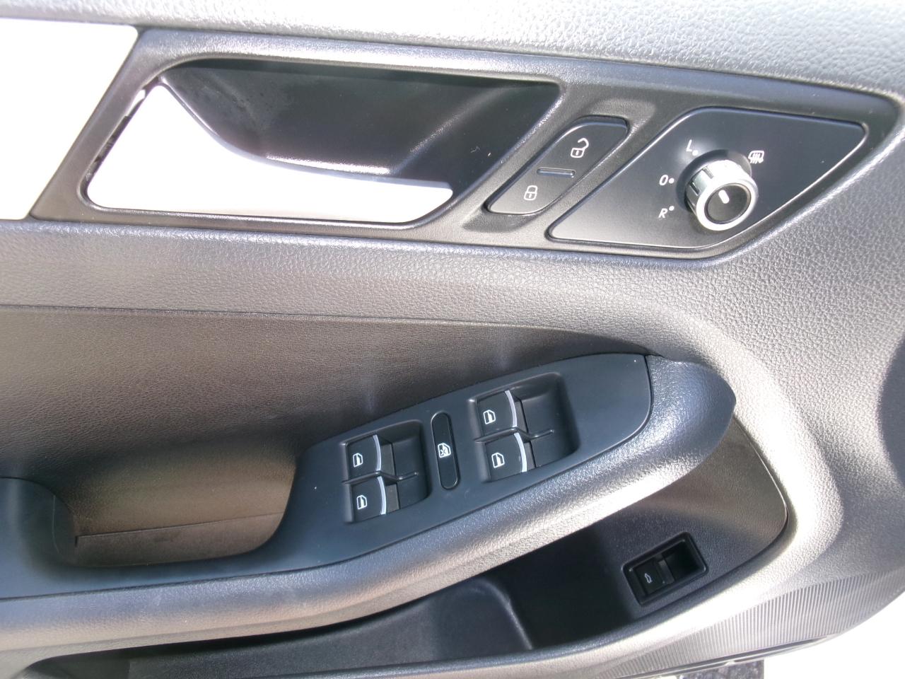Volkswagen Jetta SE 2014