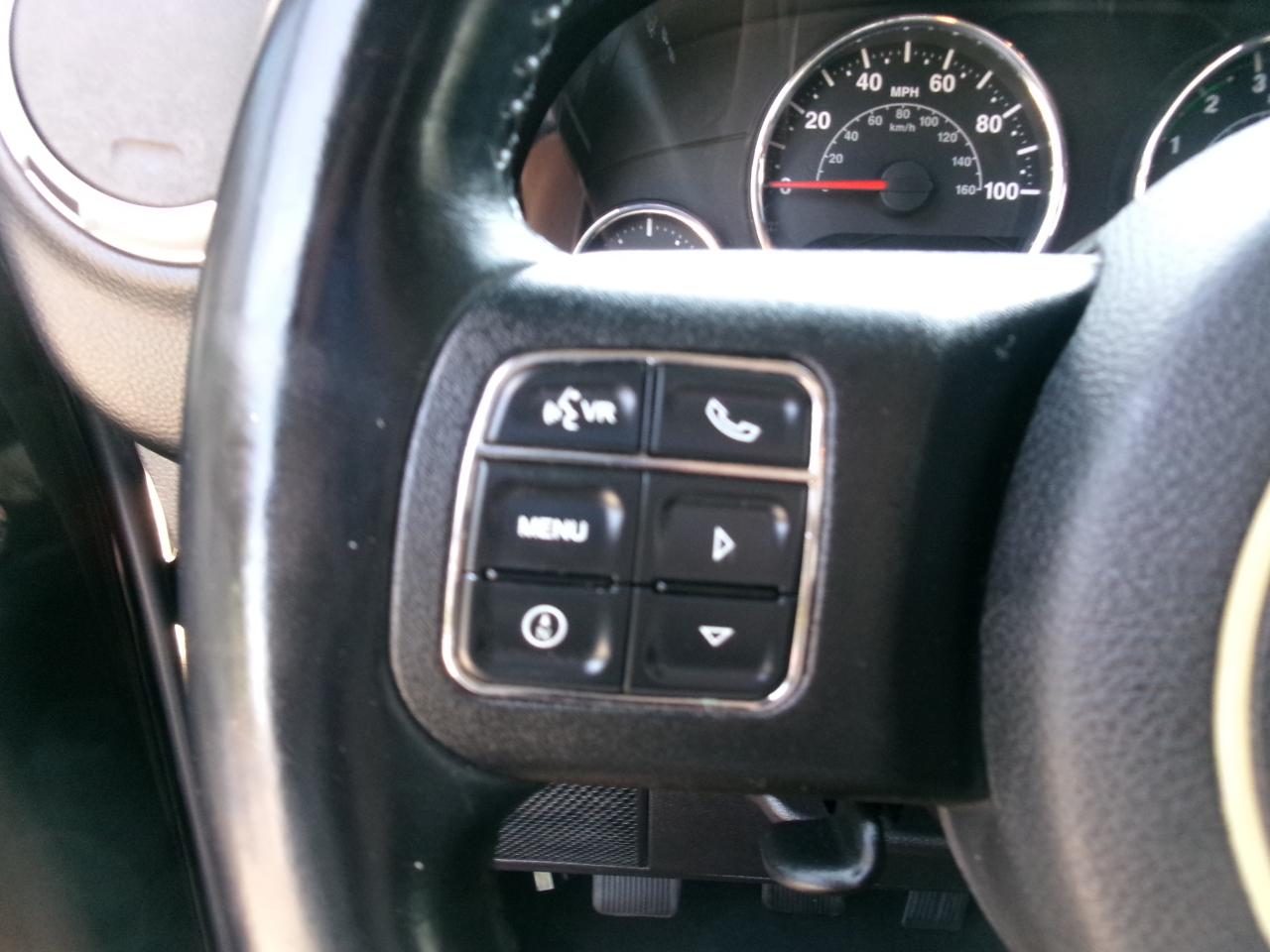 Jeep Wrangler Unlimited Sahara 4WD 2014