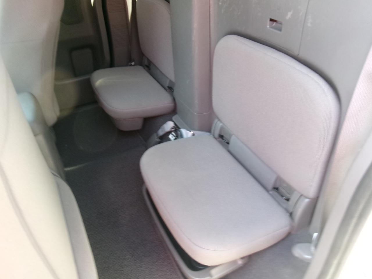 Nissan Frontier S King Cab I4 5AT 2WD 2019