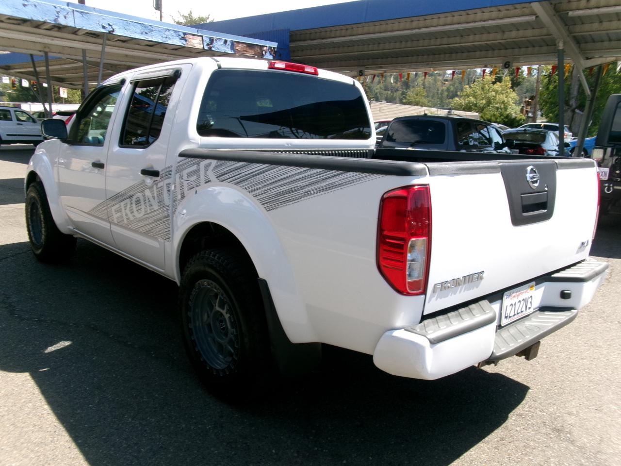 Nissan Frontier S Crew Cab 4WD at 2012