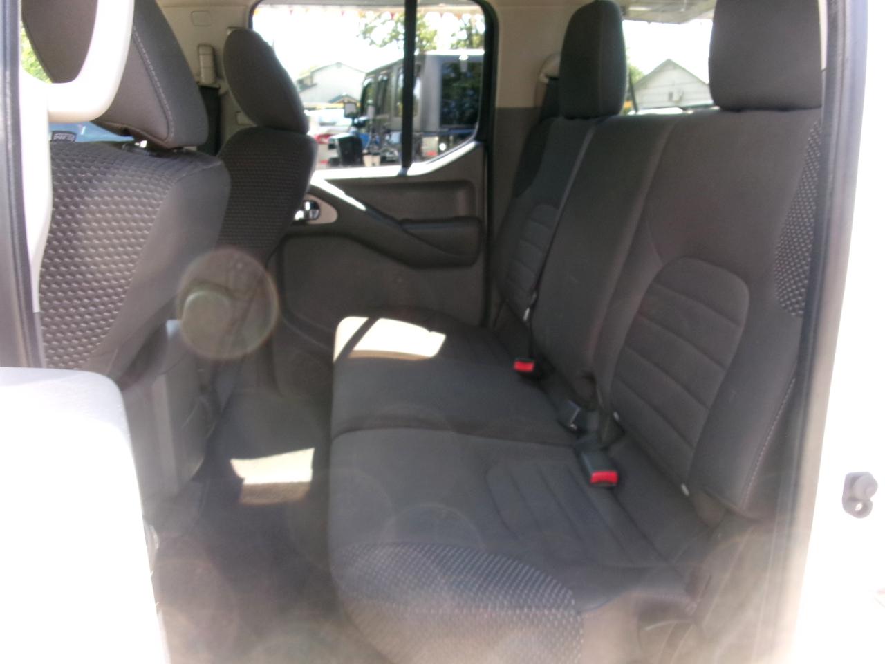 Nissan Frontier S Crew Cab 4WD at 2012
