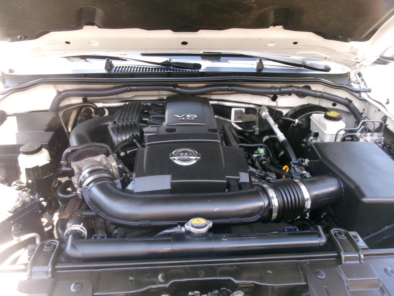 Nissan Frontier S Crew Cab 4WD at 2012