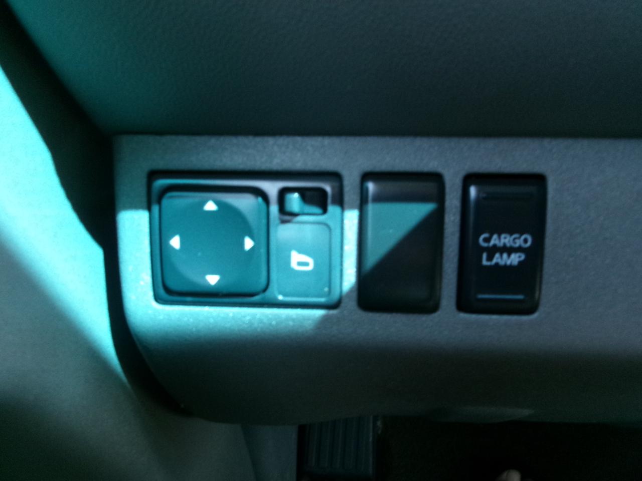 Nissan Frontier S Crew Cab 4WD at 2012