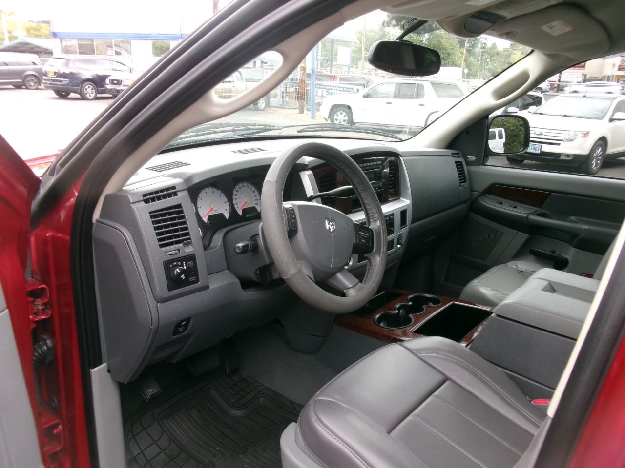 Dodge Ram 1500 SLT Quad Cab 4WD 2008