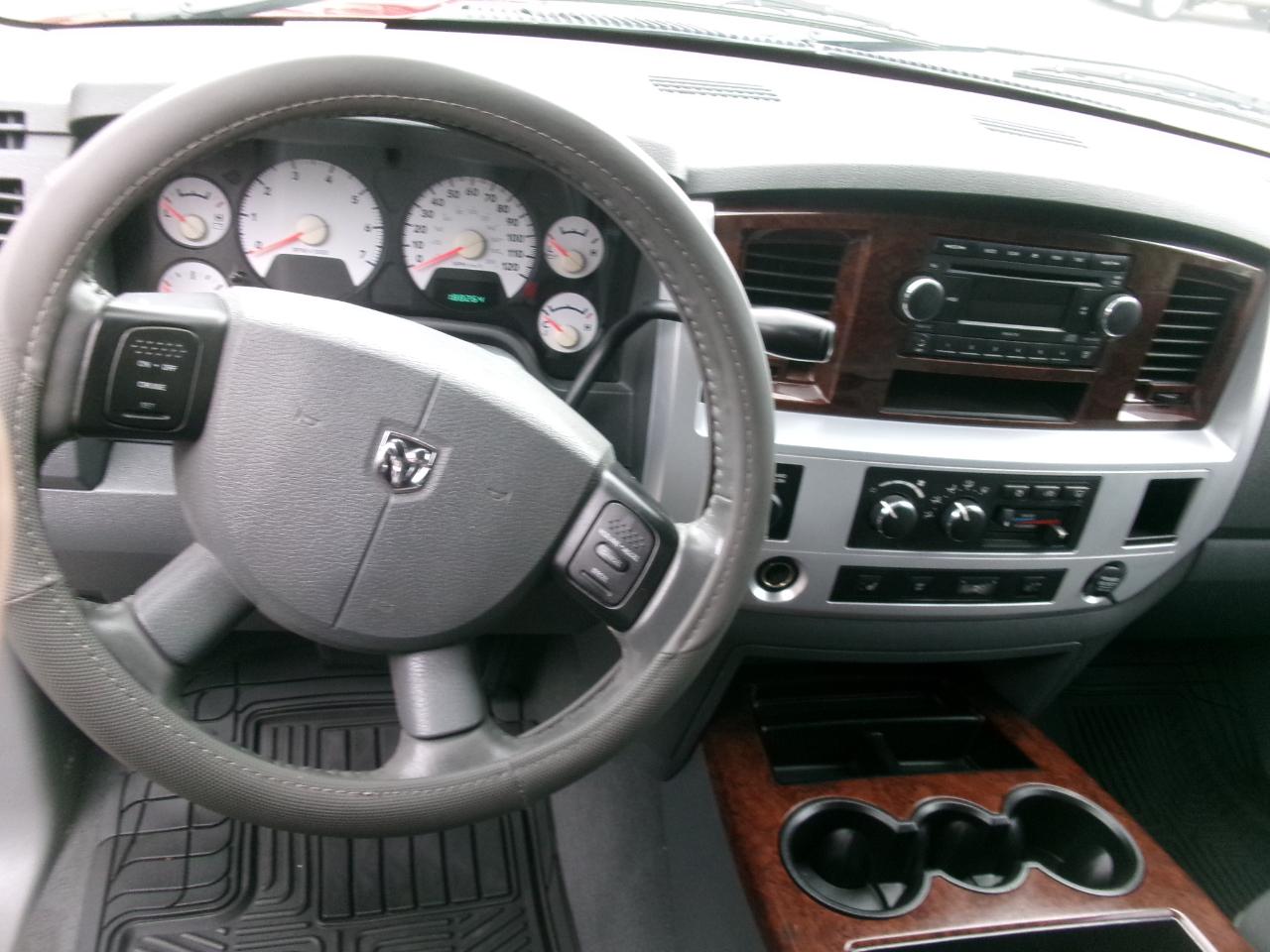 Dodge Ram 1500 SLT Quad Cab 4WD 2008