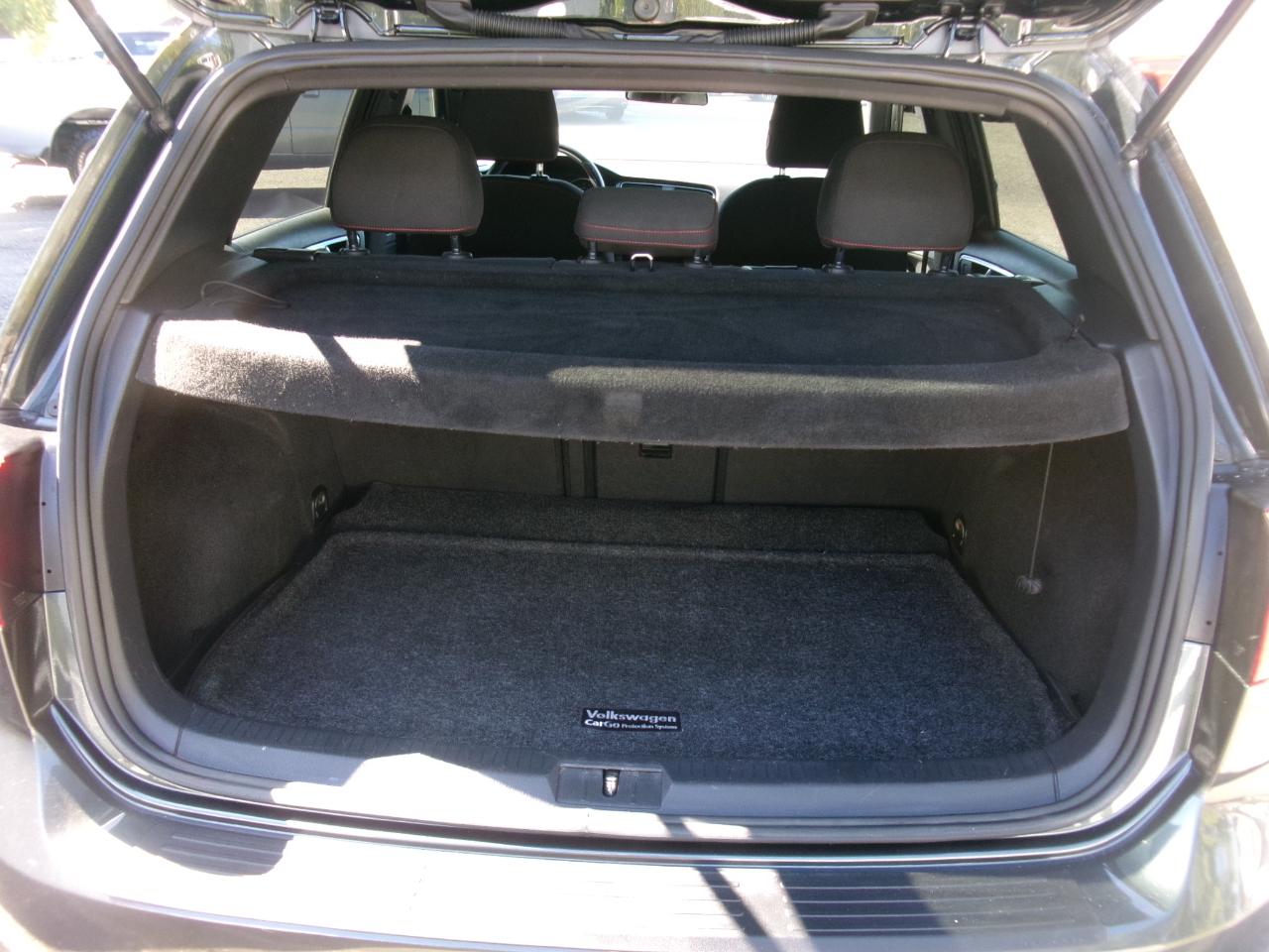 Volkswagen GTI SE 6A 4-Door 2016