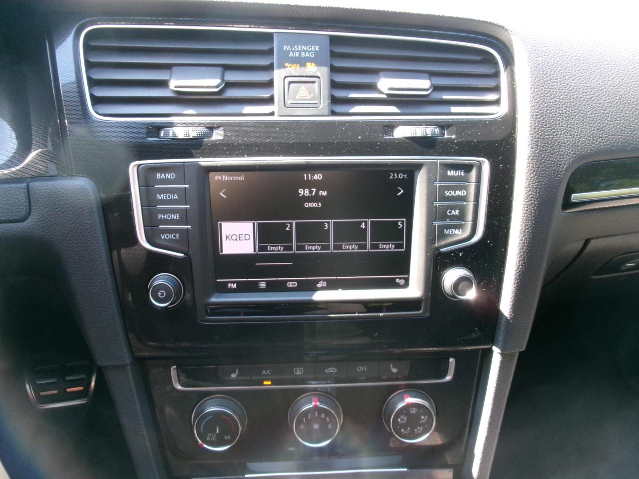 Volkswagen GTI SE 6A 4-Door 2016