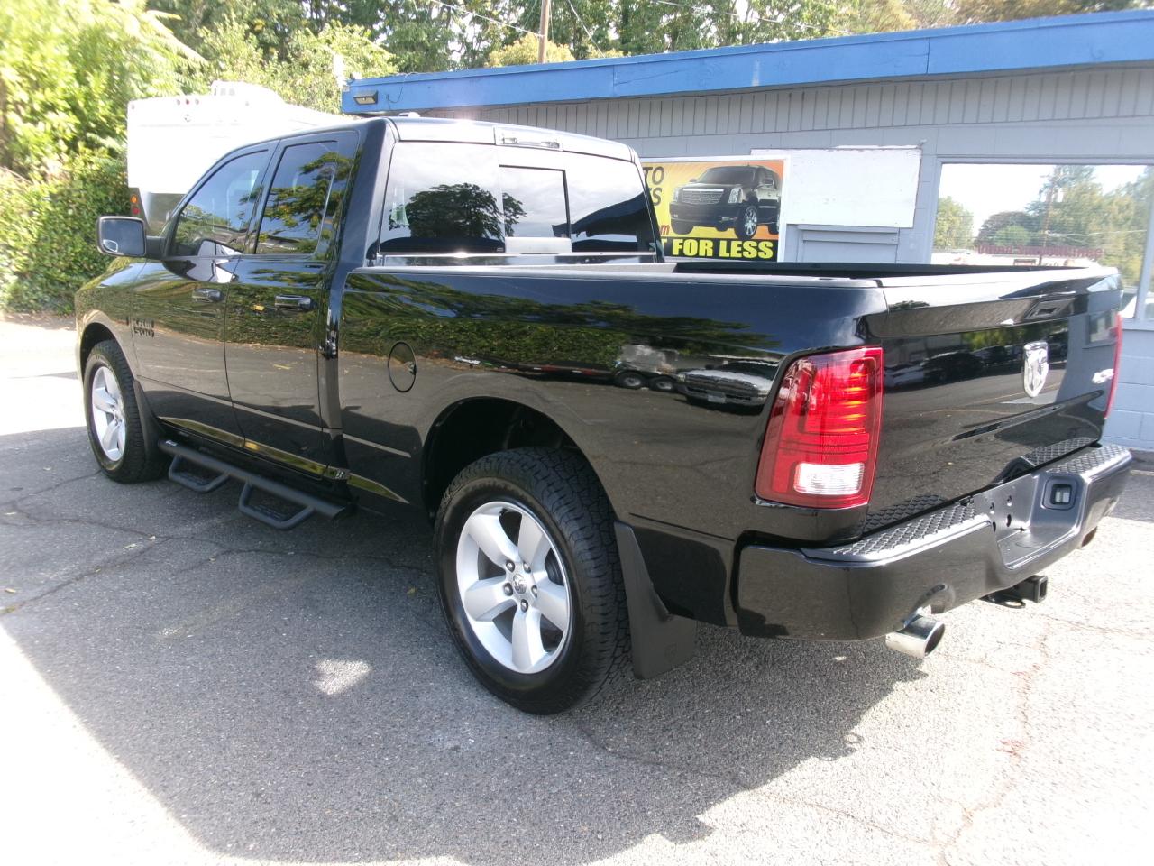 RAM 1500 Sport Quad Cab 4WD 2013
