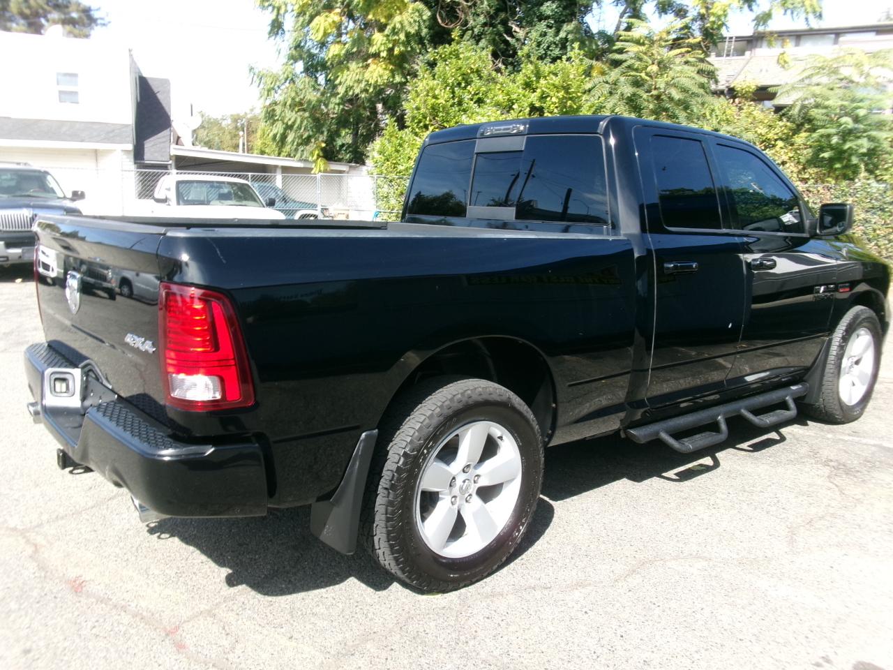 RAM 1500 Sport Quad Cab 4WD 2013