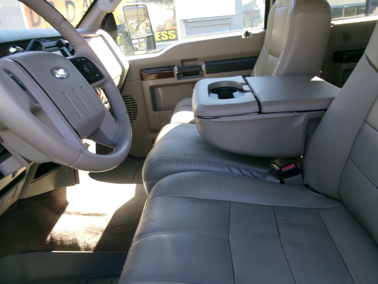 Ford F-250 SD XLT Crew Cab 4WD 2009
