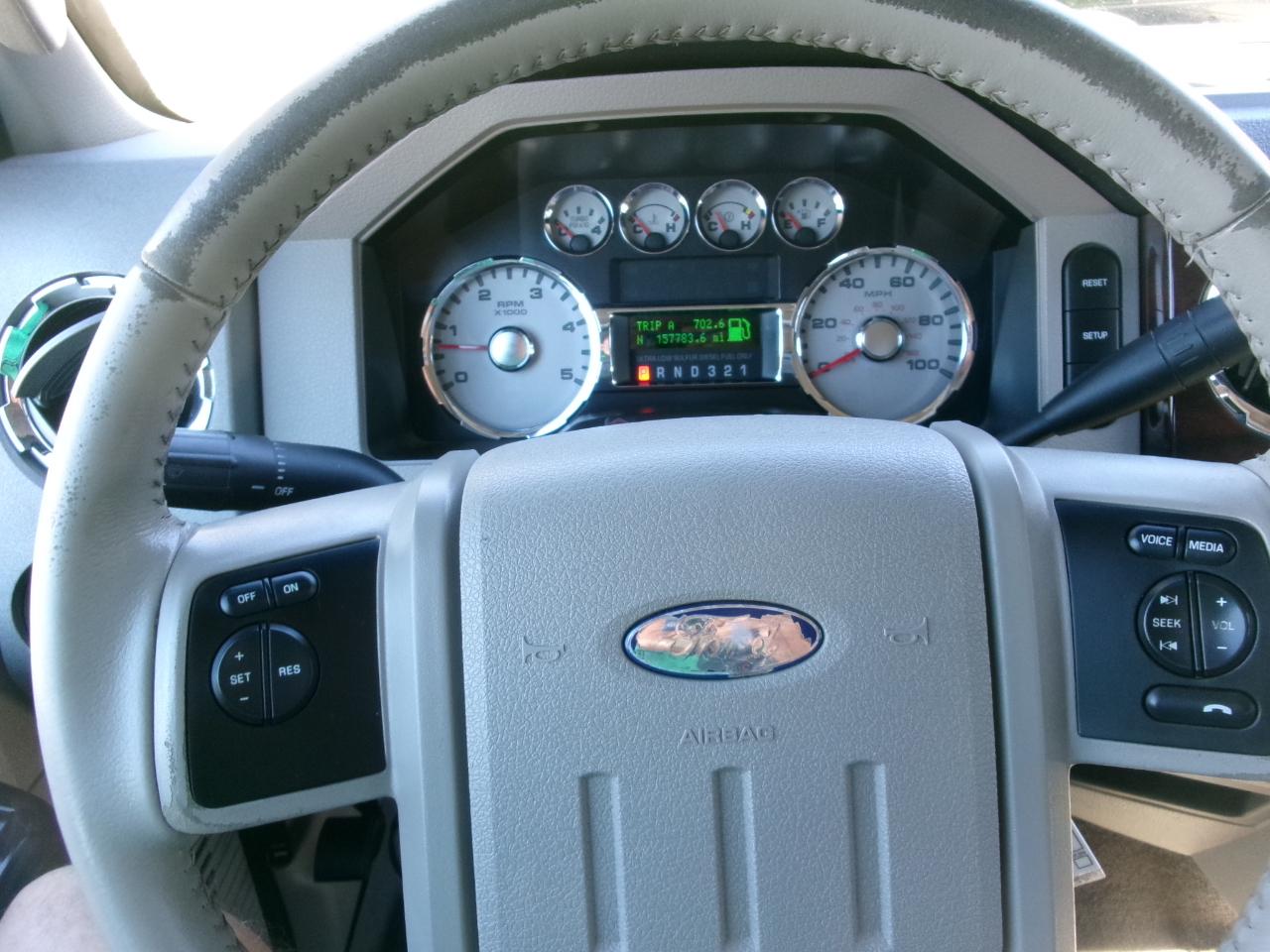 Ford F-250 SD XLT Crew Cab 4WD 2009