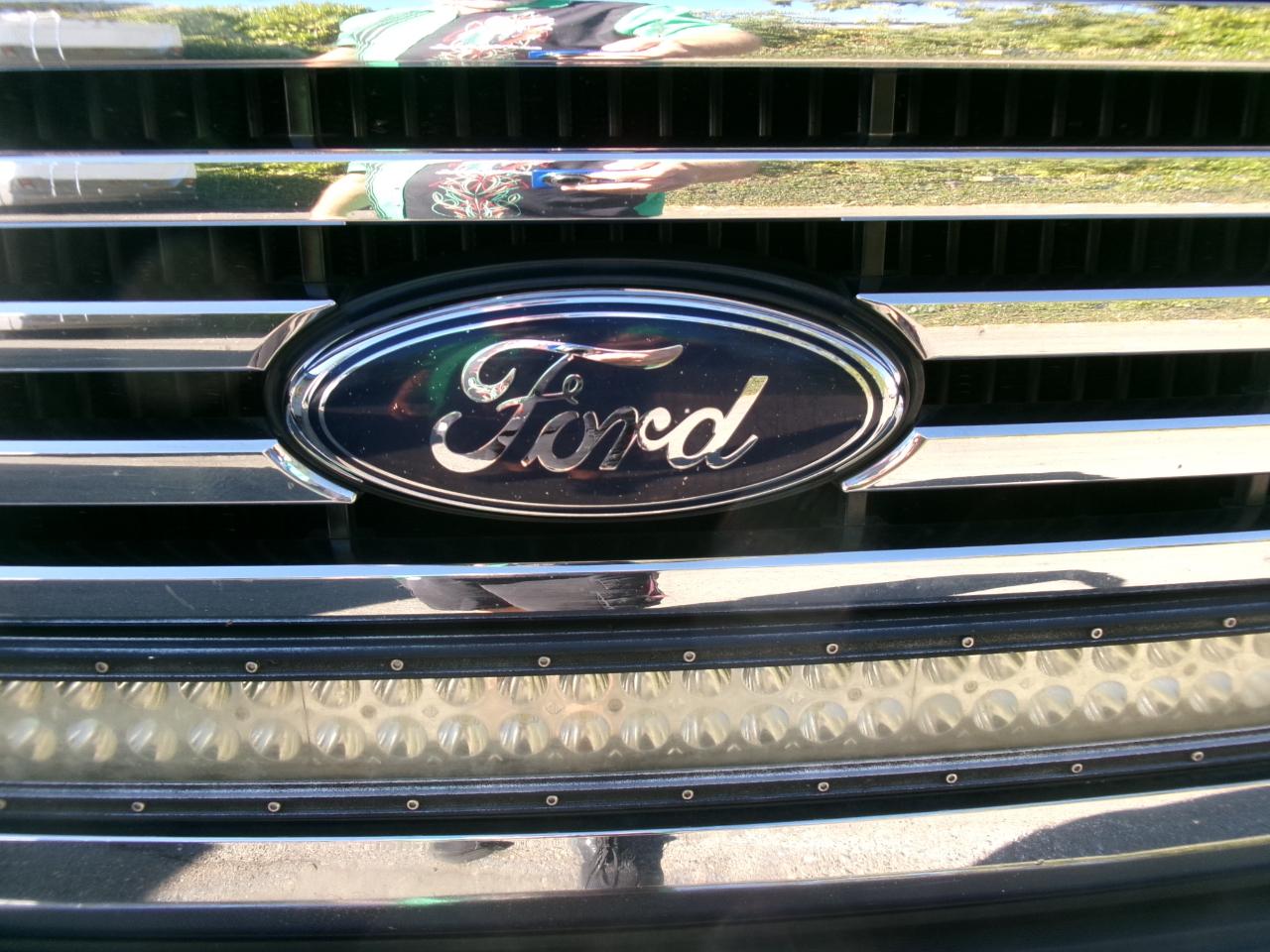 Ford F-250 SD XLT Crew Cab 4WD 2009