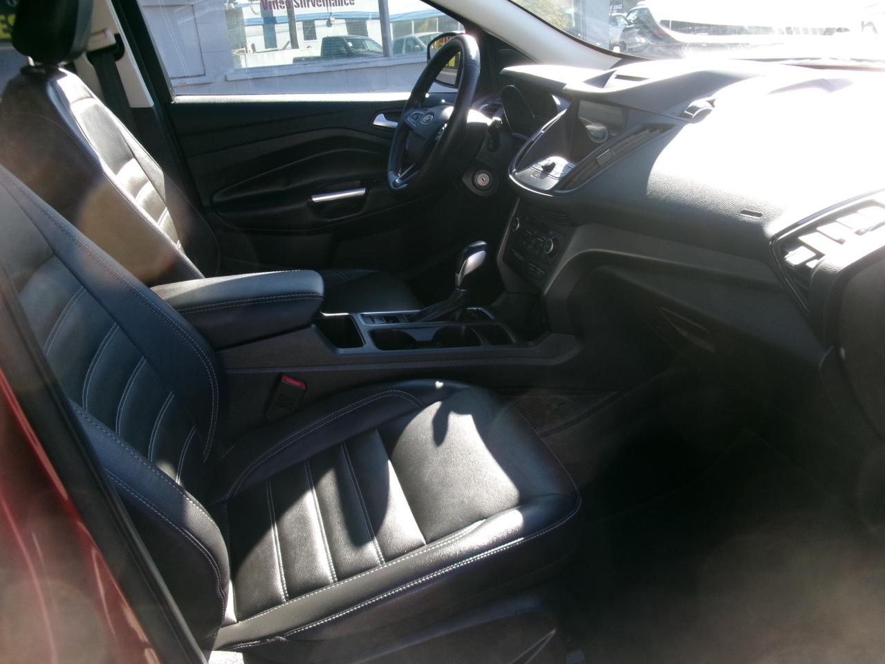 Ford Escape SEL 4WD 2018