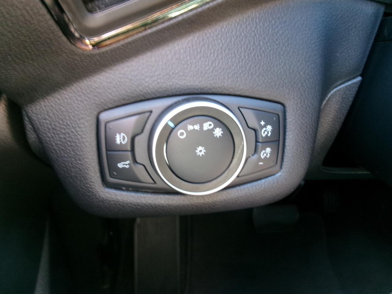Ford Escape SEL 4WD 2018