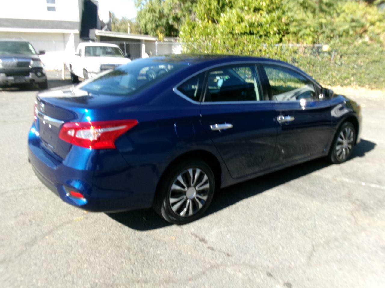 Nissan Sentra S 2019