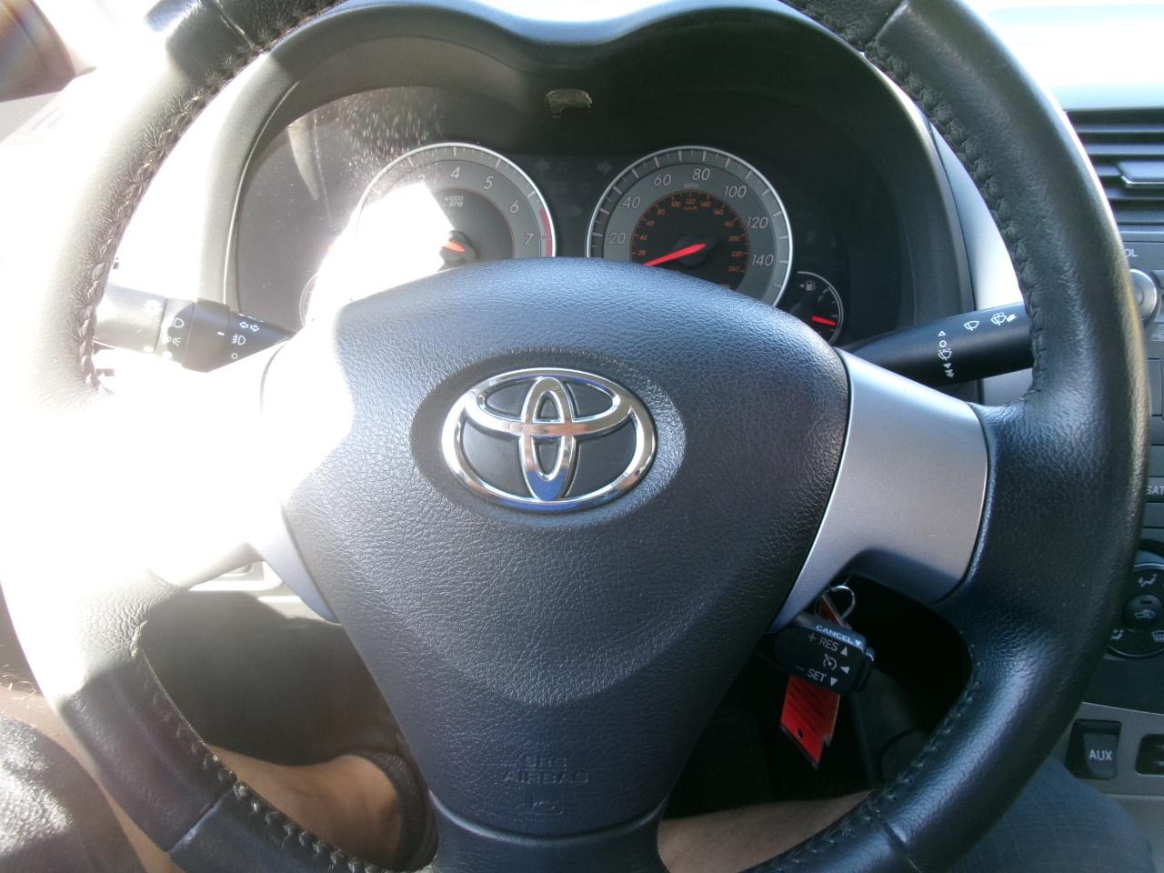 Toyota Corolla S 4-Speed AT 2010