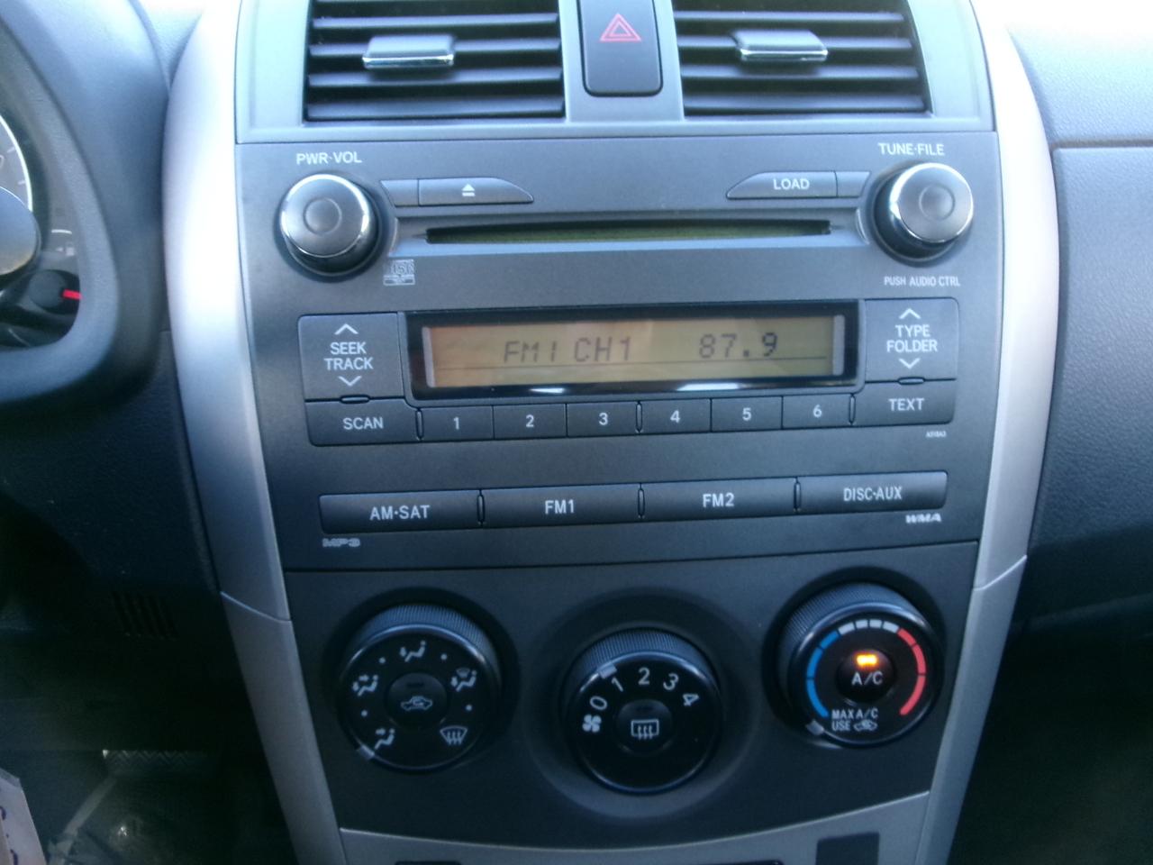 Toyota Corolla S 4-Speed AT 2010