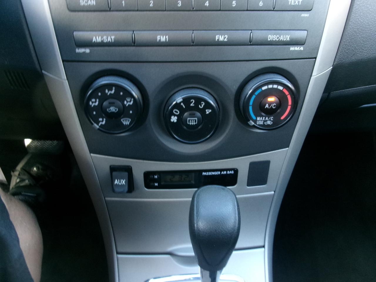 Toyota Corolla S 4-Speed AT 2010