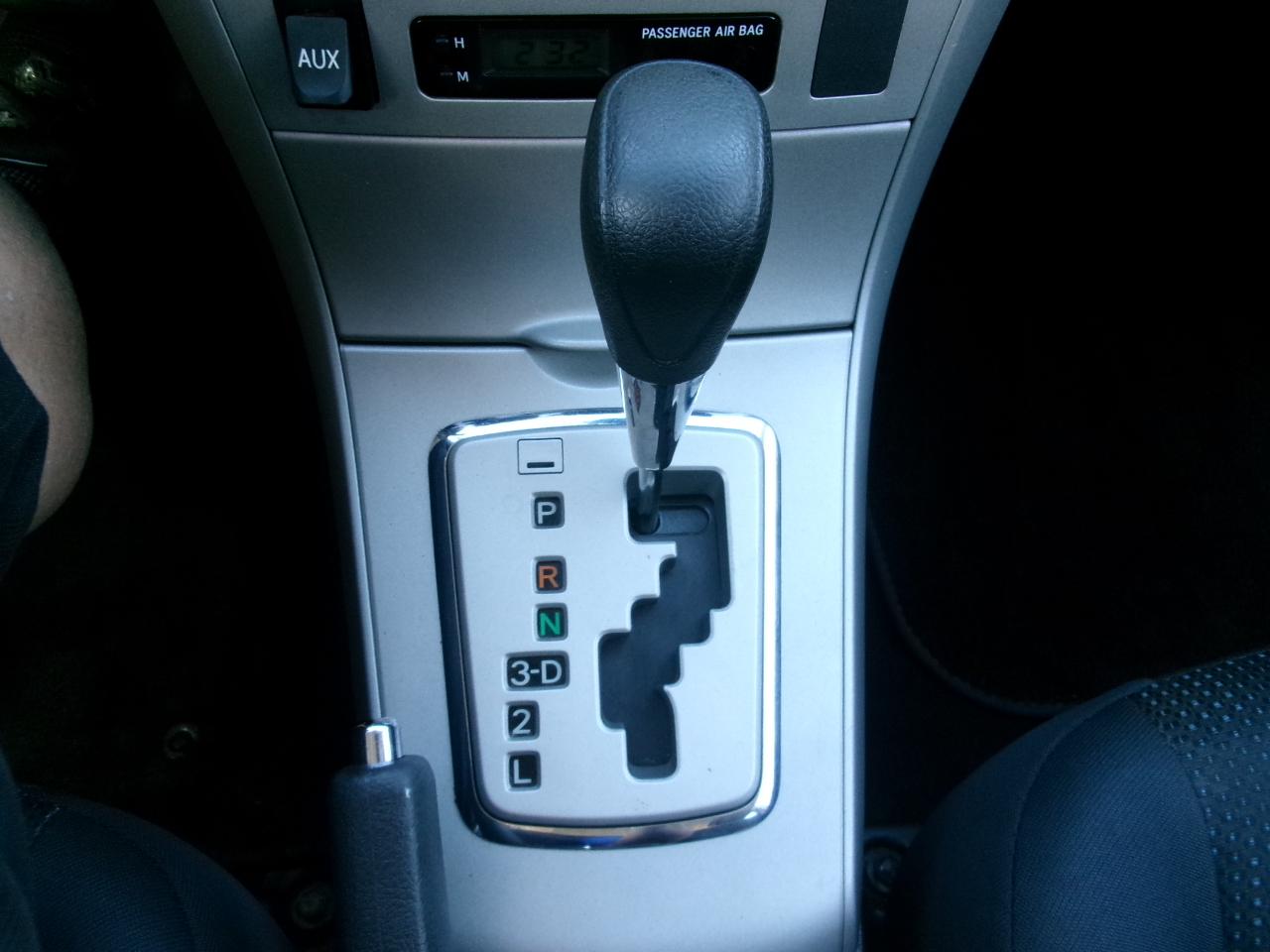 Toyota Corolla S 4-Speed AT 2010