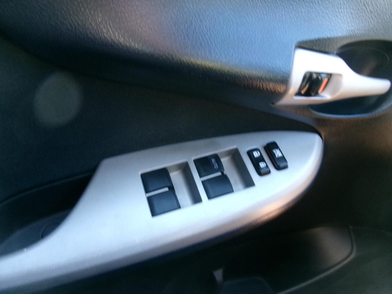 Toyota Corolla S 4-Speed AT 2010