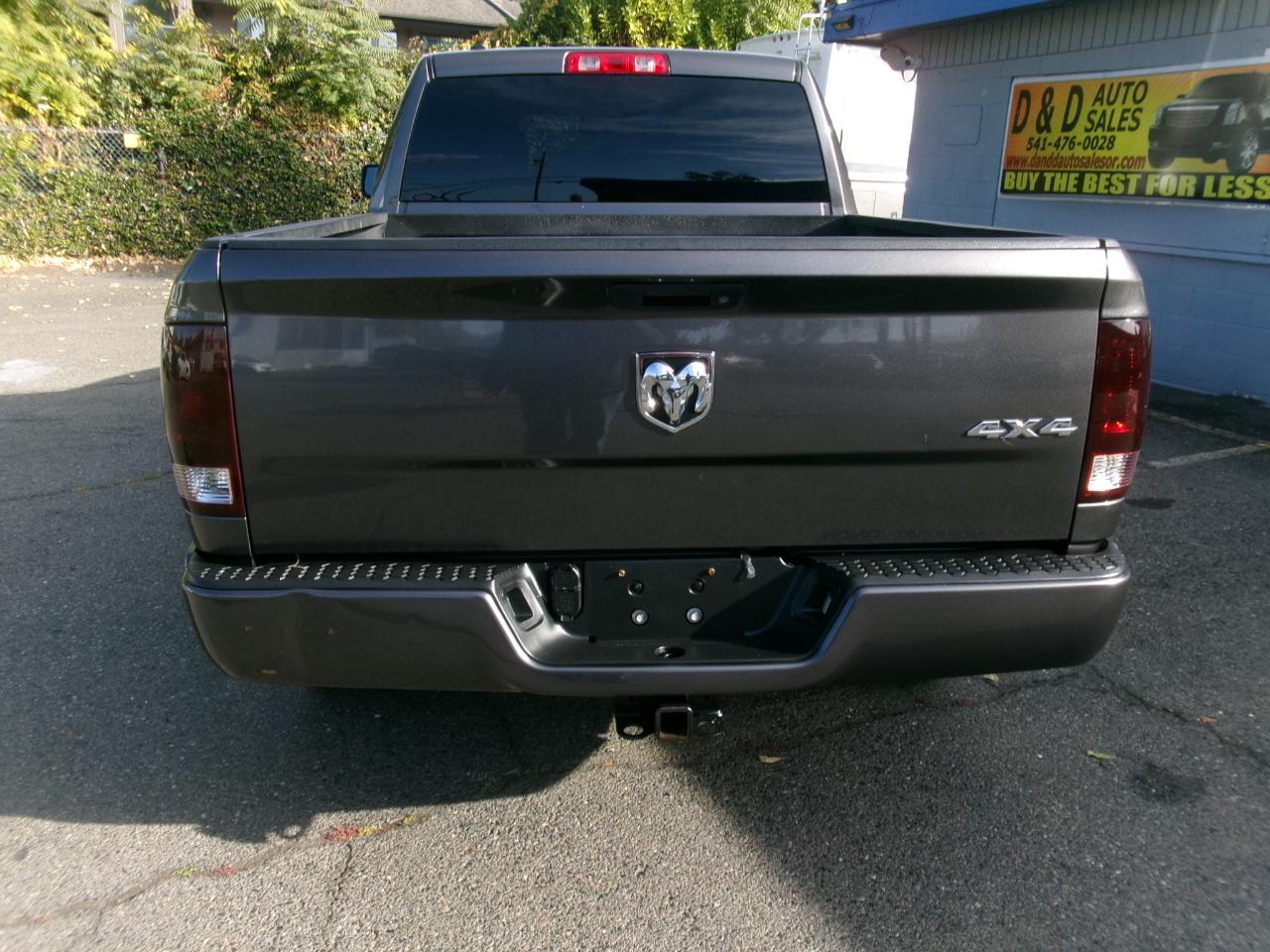 RAM 1500 Tradesman Quad Cab 4WD 2014