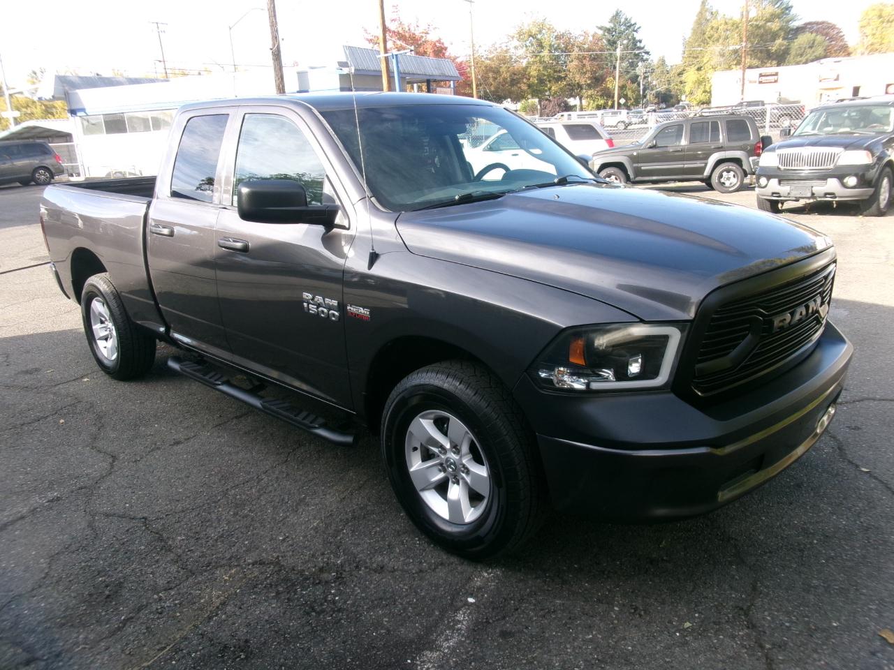 RAM 1500 Tradesman Quad Cab 4WD 2014