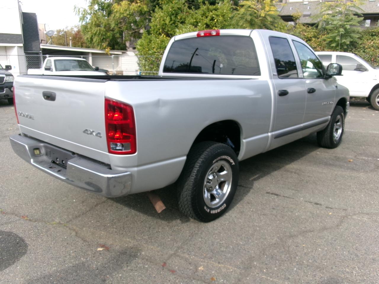 Dodge Ram 1500 Quad Cab Short Bed 4WD 2002