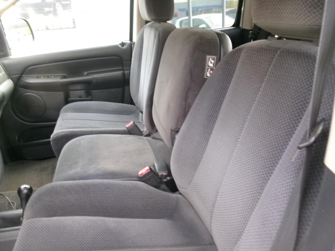 Dodge Ram 1500 Quad Cab Short Bed 4WD 2002
