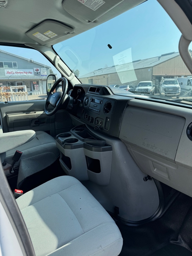 Ford Econoline  2017