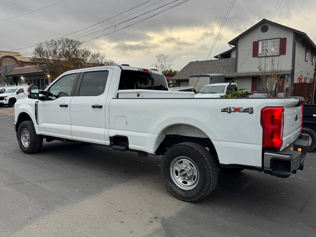 Ford F-250 SD  2023