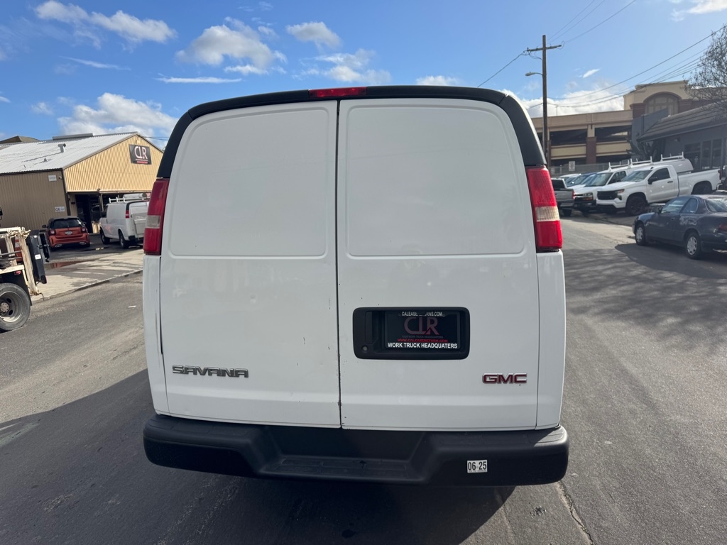 GMC Savana  2017