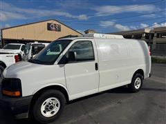 2017 GMC Savana 