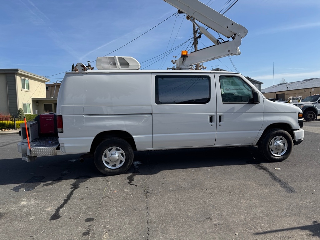 Ford Econoline  2012