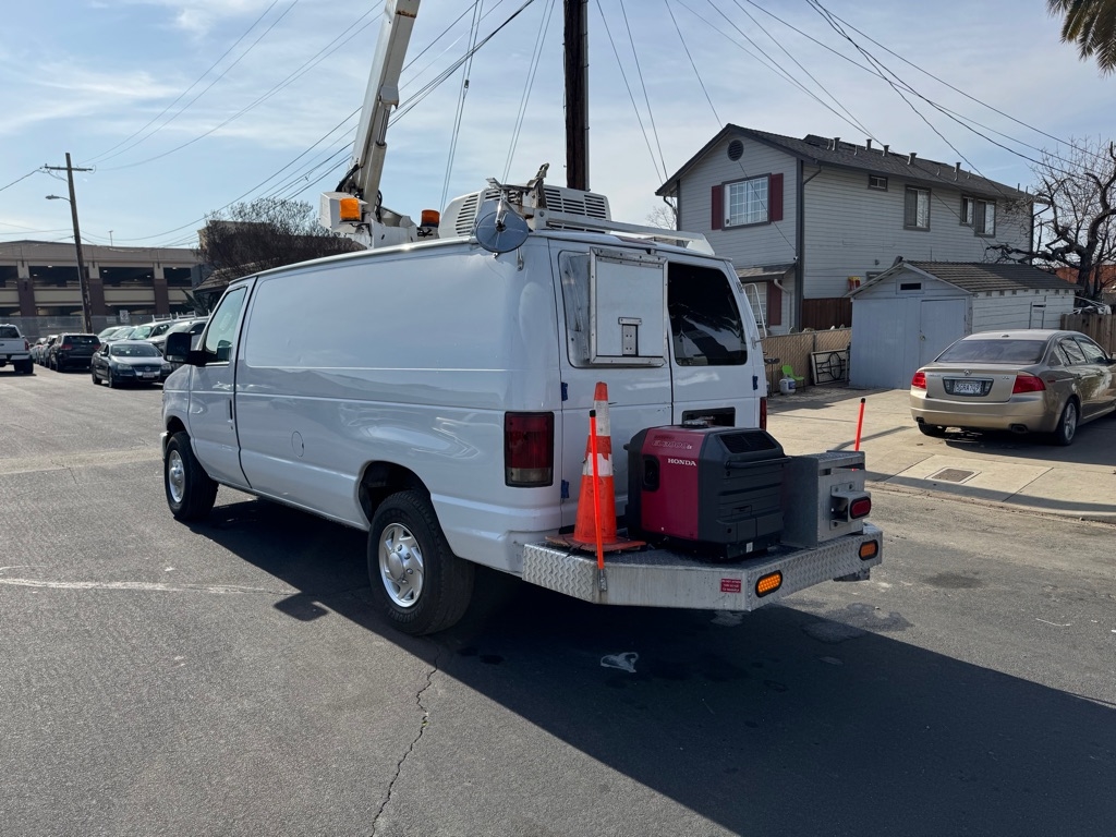 Ford Econoline  2012