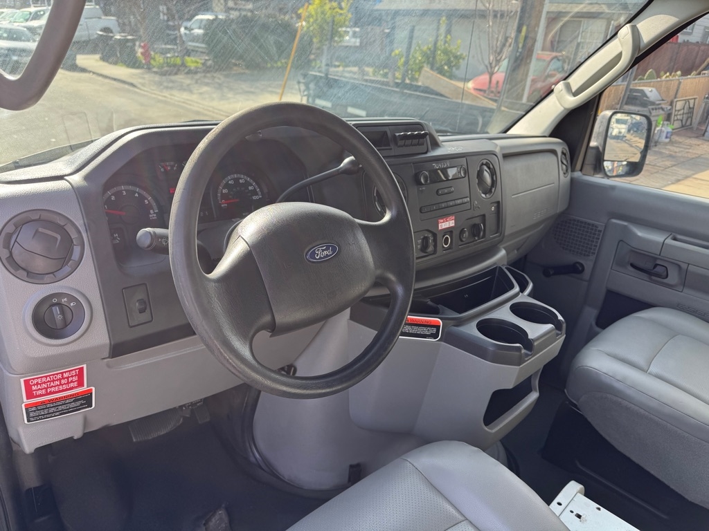 Ford Econoline  2012