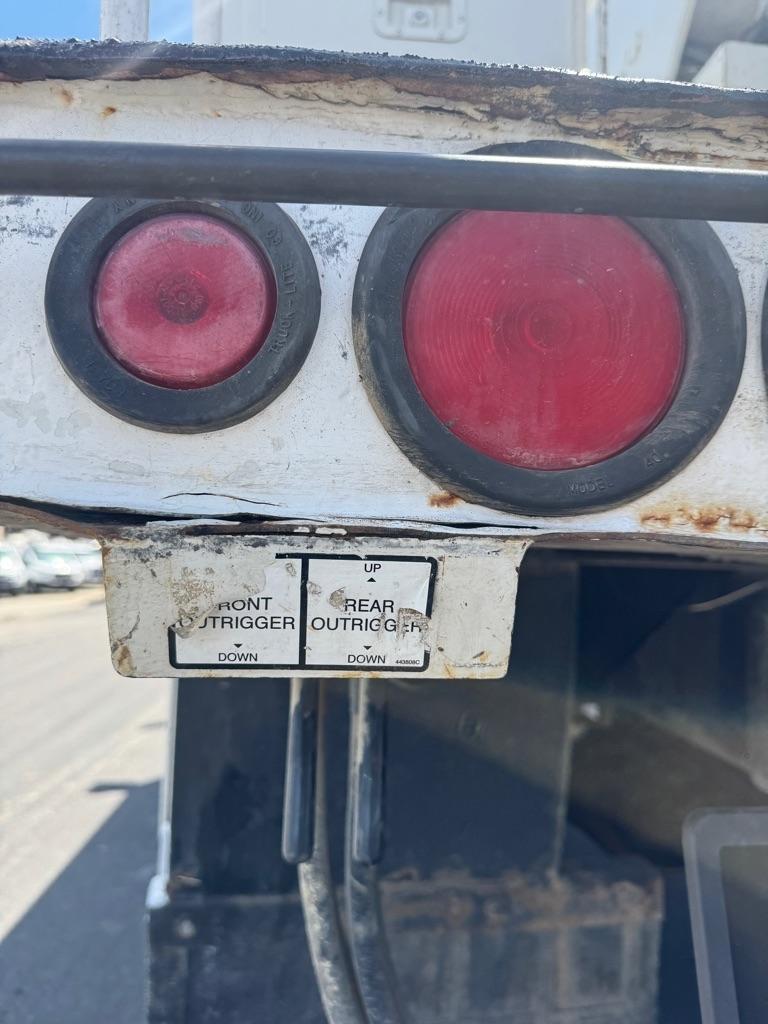 Freightliner M2-106  2018