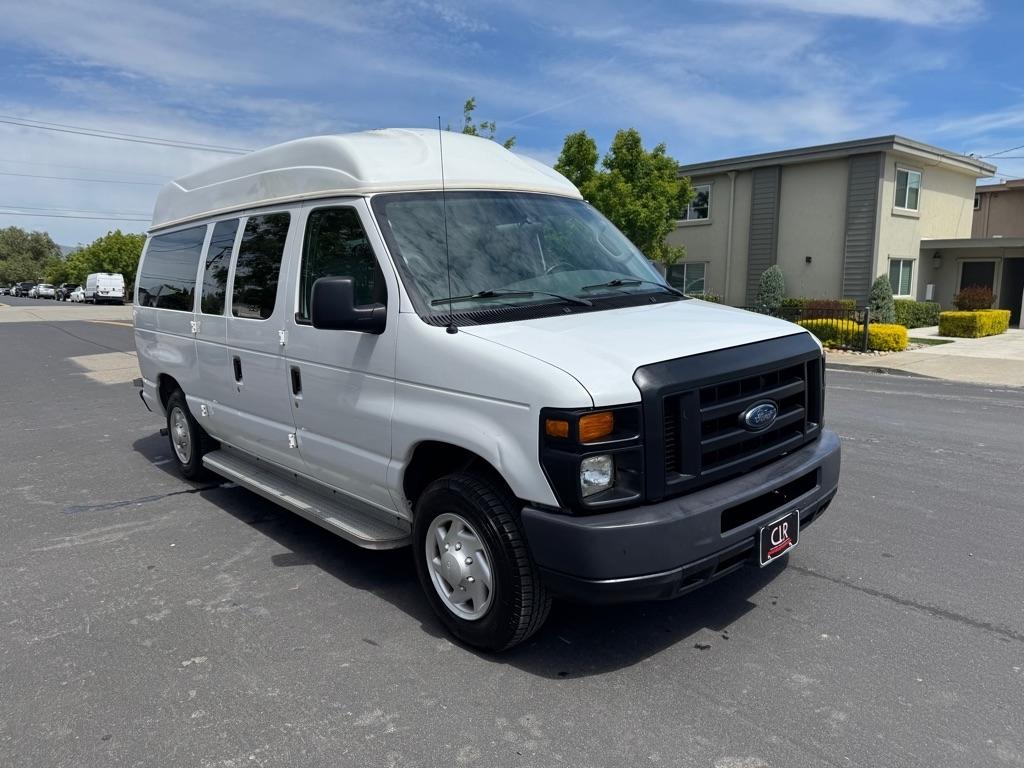 Ford Econoline  2008